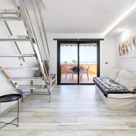 Playa Vistas With Breathtaking Sea View, Only 100 M To The Sea, Heated Pool, Aircondition, Wifi Apartment