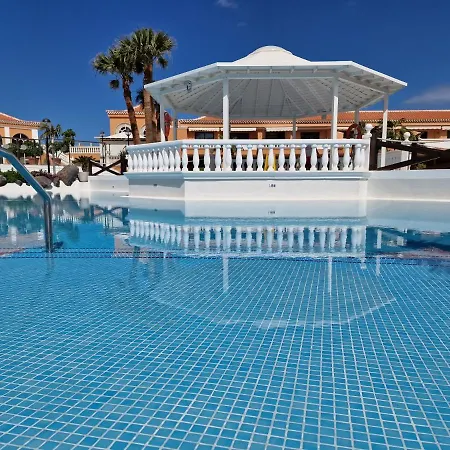 Playa Vistas With Breathtaking Sea View, Only 100 M To The Sea, Heated Pool, Aircondition, Wifi Appartement