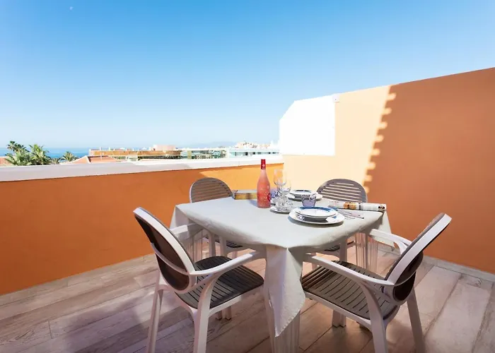 Playa Vistas With Breathtaking Sea View, Only 100 M To The Sea, Heated Pool, Aircondition, Wifi شقة بلايا ذي لاس أميريكاس