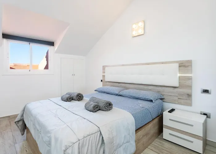 Playa Vistas With Breathtaking Sea View, Only 100 M To The Sea, Heated Pool, Aircondition, Wifi Daire *