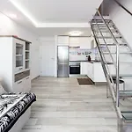 Apartment Seaside Haven: Vistas With Pool And Ocean Views Playa de las Americas (Tenerife)