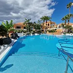 Seaside Haven: Vistas With Pool And Ocean Views