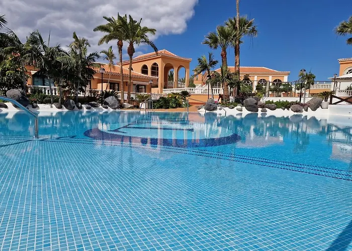 Playa Vistas With Breathtaking Sea View, Only 100 M To The Sea, Heated Pool, Aircondition, Wifi Apartman Playa de las Américas